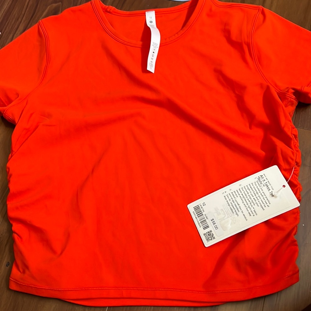 lululemon all it takes tee nulu size 12